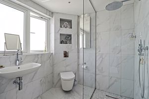 En-Suite- click for photo gallery